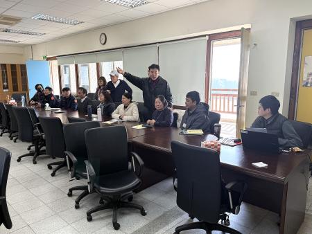 115年公務人員初等考試10日馬中登場，副縣長陳冠人及代理秘書長陳明傑特別前往考場關心試務進行情形，並慰勞試務人員。（圖／文：王致潔）