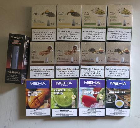 海巡署北部分署第二岸巡運用科技裝備與偵搜犬，12日晚間查獲臺馬之星郵包裝有中國製電子煙，全案移送裁處。（圖：海巡署北部分署第二岸巡隊）