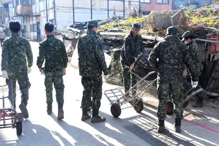 連江縣年終大掃除1月19日開始，提醒民眾遵照回收規則，並將垃圾放置指定地點。（圖：本報資料室）