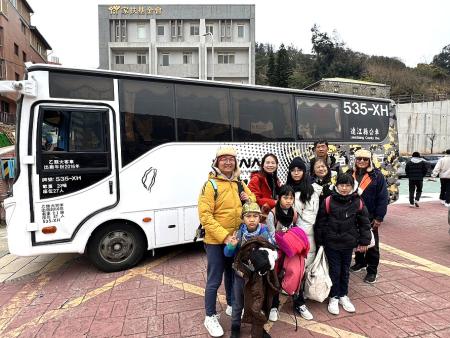 「台灣好行@馬祖」全新上路，謝小姐、趙先生一家旅遊全程搭乘台灣好行，並給予高度肯定。（圖／文：馮紹夫）