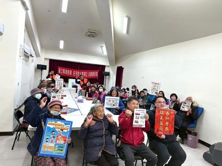 連江縣消防局舉辦巡迴座談會，融入地方共治精神，與鄉親面對面交流環境安全意見，共同強化社區防災韌性。（圖：連江縣消防局）