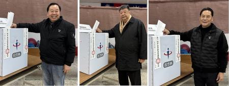 國民黨第22屆第1任中常委選舉昨日同步在連江縣黨部舉行，縣長王忠銘、立委陳雪生、議長張永江一早便到場完成投票。（圖／文：王致潔）