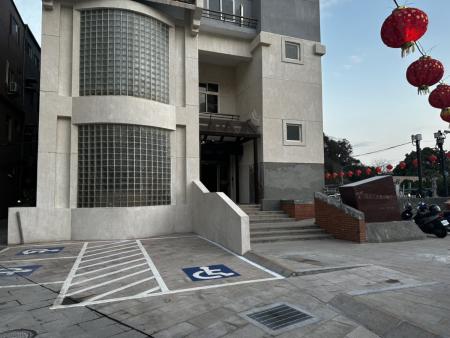 介壽老人活動中心無障礙坡道　民社處：修正設計確保安全