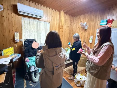 縣府推到宅關懷與康樂行動服務