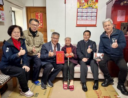 長壽島再添佳話　陳桂香歡慶102歲壽辰