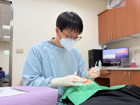 縣醫牙醫陳佑任3月18、19日支援東引衛生所　提供5診次