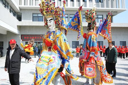 軍民齊心　東引迎神遶境傳承地方信仰。（圖與文：陳其敏）