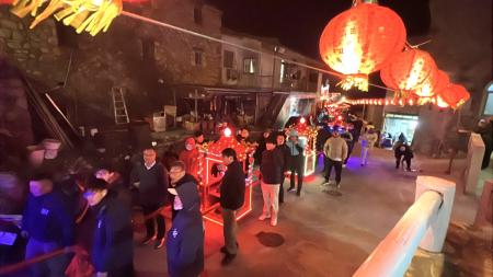 「二十暝」看牛角　牛峰境五靈公廟遶境熱鬧出巡