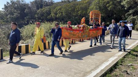 西路境彣大王廟恭送陳元帥回宮　東引參訪團共襄盛舉