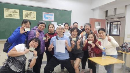 中餐丙級考照輔導班　19人順利取得證照