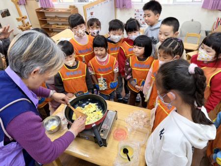 塘岐幼兒園舉辦「我家海有」　介紹蝦皮料理