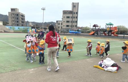 迎接塘岐國小74週年校慶　幼兒園運動場進行彩排