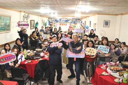 縣長王忠銘、議長張永江及代理秘書長陳明傑等人向辛苦付出的社工及社政人員表達誠摯感謝。（圖／文：王致潔）