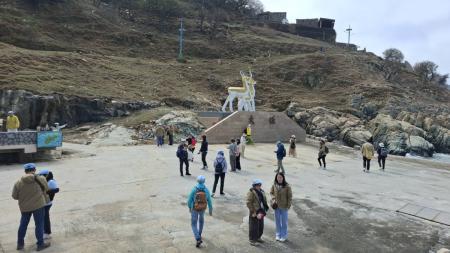 鴻宇海運南竿-大坵航線4月開跑，首航載客45人，在地籍滿65歲就可免費搭乘。（圖：鴻宇海運）