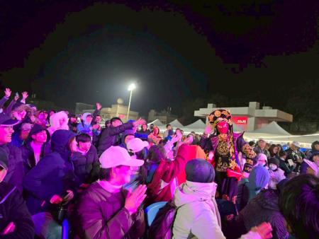 北硬選手之夜精彩回顧　火砲射擊、勁歌熱舞嗨翻全場。（圖：王致潔、鄭禮頤、交旅局）