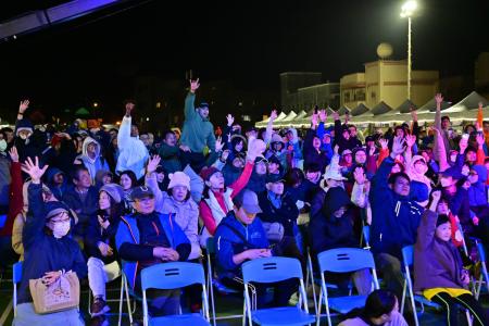 北硬選手之夜精彩回顧　火砲射擊、勁歌熱舞嗨翻全場。（圖：王致潔、鄭禮頤、交旅局）