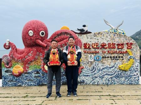 媽祖娘娘指示　新北遊客帶著神像走遍四鄉五島