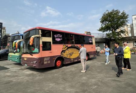 白沙屯進香　「黃魚公車」跨海應援添亮點