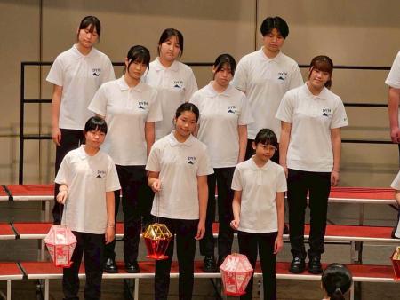 提風燈唱響馬祖語！東引國中小鄉土歌謠賽感動全場。（圖：東引國中小）