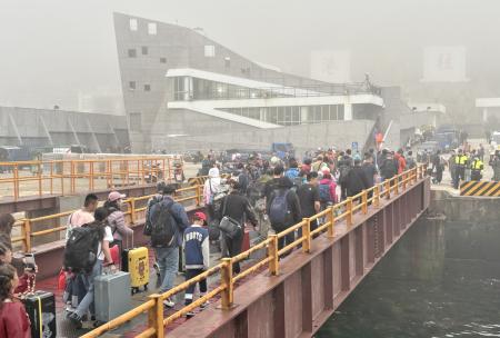 觀光升溫　東引週休湧入逾四百名旅客