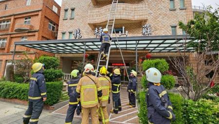 北竿消防、義消實戰演練　強化大型場所應變能力