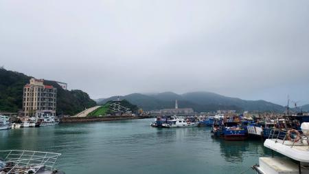 東北季風＋鋒面通過　馬祖天氣轉涼降雨增