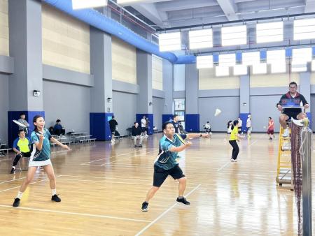 戒菸盃羽球賽熱力開打　逾百隊伍揮拍較勁