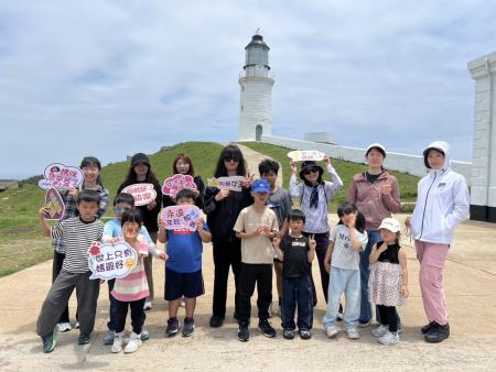 東莒國小與幼兒園春季郊遊結合母親節　留下滿滿回憶