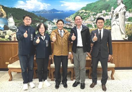 外交部領事事務局「行動領務」上半年活動圓滿結束，總計完成133件護照申請。（圖／文：馮紹夫）