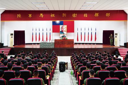 指揮官主持隊慶大會，彰顯傳承與使命。