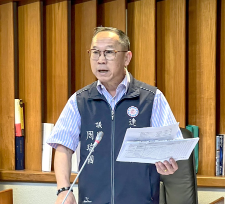 周瑞國關心中山遷校工程、運動場整修及停車場規劃