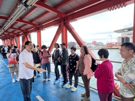 南北之星2號執行東引-南竿航班　縣長關心搭乘情形