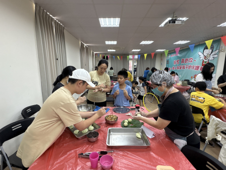 傳承馬祖古早味　家扶中心邀親子手作「菠菠粿」