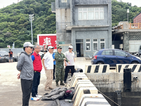 巴威颱風逼近，縣長會同相關單位現勘防颱整備。