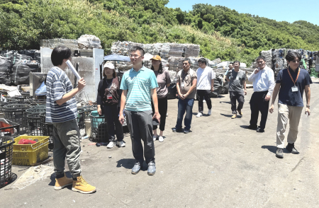 縣府菁英班實地參訪環資局，透過跨機關交流深化業務理解，凝聚共識以促進跨局處橫向溝通。（圖／文：王致潔）