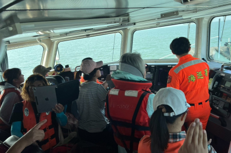 向海致敬，海委會115年馬祖海洋教師研習營，帶領在職教師開啟海洋新視野。（圖：第10岸巡隊）