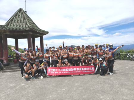 6天騎行415公里　地區學子完成單車挑戰