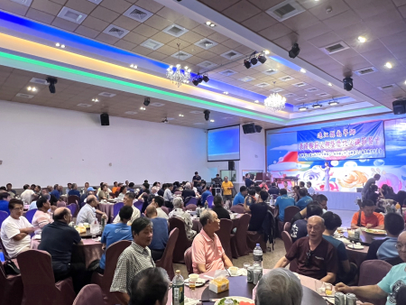 因颱風延期的南竿鄉父親節表揚大會16日中午舉辦，會中表揚模範父親馬祖村陳正中、清水村陳國華。（圖／文：馮紹夫）
