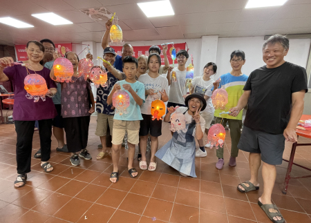 推廣地方特色，田澳社區發展協會辦理島嶼章魚燈籠DIY活動，海洋教育結合生活創意，展現田澳社區豐富多元的生活美學。（圖／文：宋幸儒）