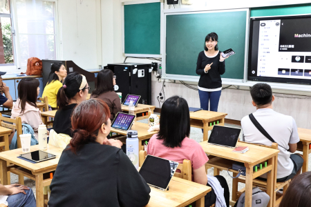 連江縣162位國中小教師齊聚一堂參與全縣教師課程與教學專業成長工作坊，充實專業知能，備戰新學期的到來。（圖／文：王致潔）