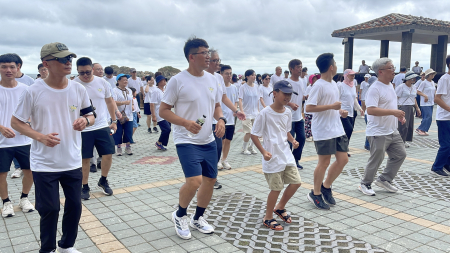 莒光鄉親專屬「超慢跑」　西莒坤坵廣場跑出健康