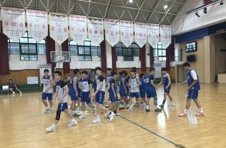 馬中籃球隊赴韓移地訓練　深化體育交流