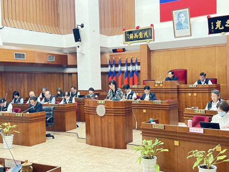 議會臨時會　基隆市審計室報告審核本縣114年度總決算