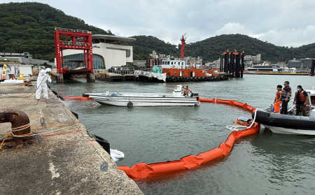 守護馬祖海域　連江縣啟動「海洋污染」實兵演練