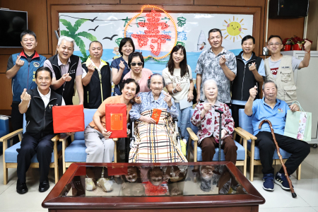 劉依媄喜迎98歲壽辰　縣長暖心祝壽