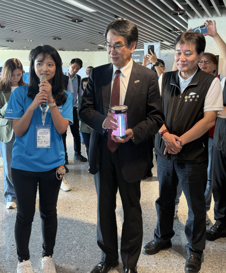 離島通訊邁入新里程　「海纜熱線」通話更升級。（圖與文：王致潔）