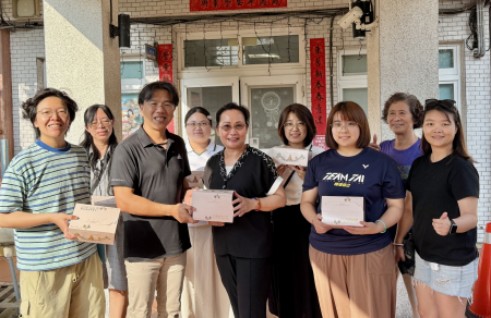 教師節即將到來，莒光鄉代會致贈精緻餐盒給敬恆國中小、東莒國小、附設幼兒園及東莒家園老師，提前祝賀老師們教師節快樂！（圖／文：宋幸儒、蔡夢玲）