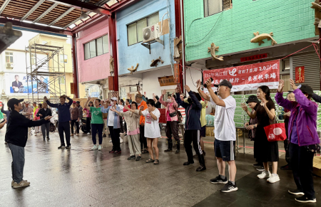 四鄉五島大健行東莒場　百位鄉親熱情響應