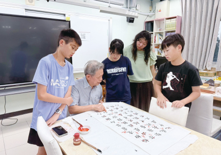 備戰全國語文競賽　專業師資跨海指導為選手培訓