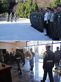 (上圖)副指揮官率防區官兵舉辦入祀典禮。(下圖)副指揮官向先賢先烈獻祭鮮花。(圖/文:江耿逸)